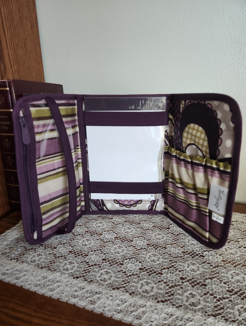 Thirty-One Fold-It-Up Organizer In Purple